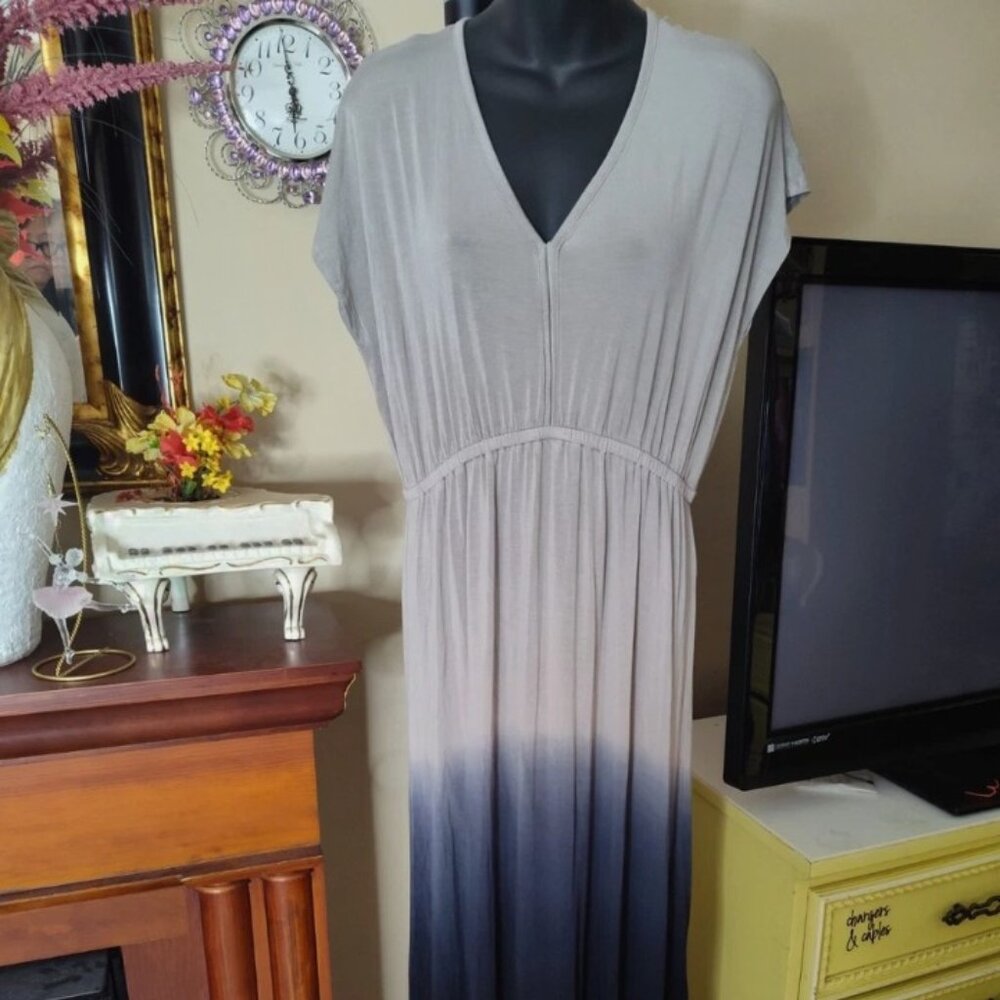 Blue Sak's Fifth Avenue Gray Navy Blue Ombre V-Neck Maxi Dress Size Medium